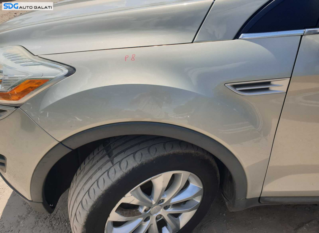 Aripa Stanga Fata Ford Kuga 1 2008 - 2013 Culoare P8 [C7824]