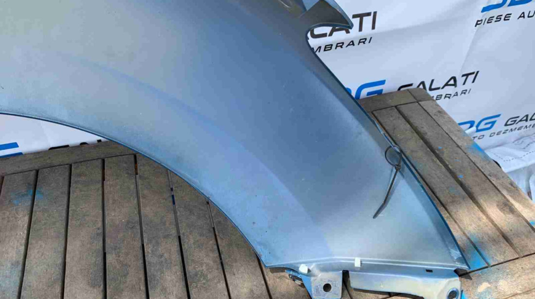 Aripa Stanga Fata Hyundai i30 2010 - 2012 cu Mici Defecte / Imperfectiuni