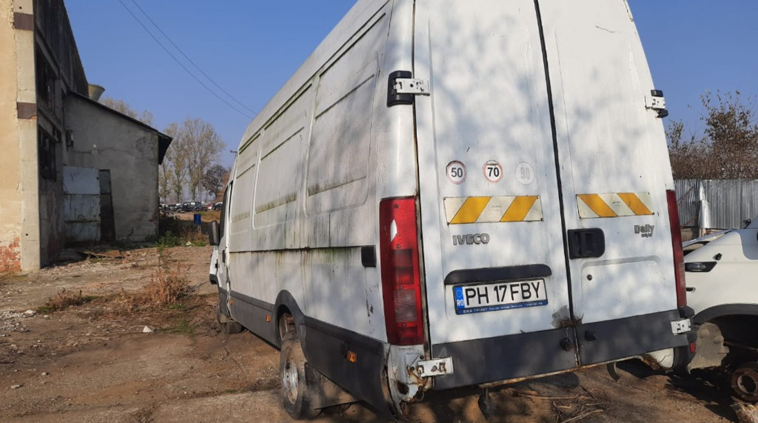 Aripa stanga fata Iveco Daily 3 2006 - 3.0