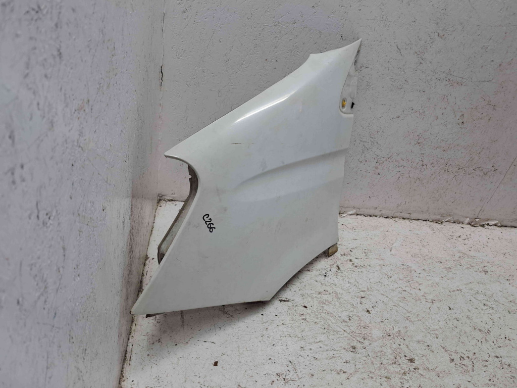 Aripa stanga fata Iveco Daily IV Van [Fabr 2006-2012] ALB