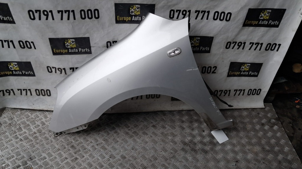 Aripa stanga fata KIA Carens an fabricatie 2009