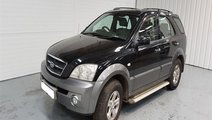 Aripa stanga fata Kia Sorento 2005 SUV 2.5 CRDi