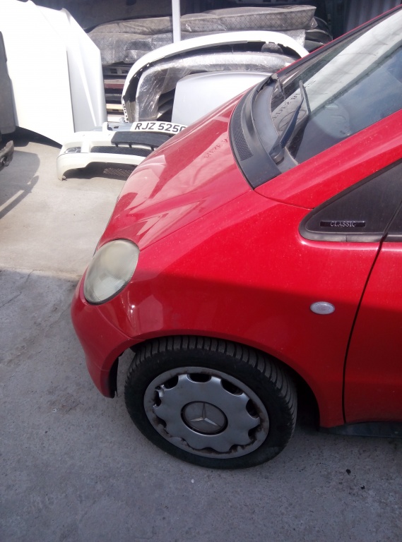 Aripa stanga fata mercedes a-class w168