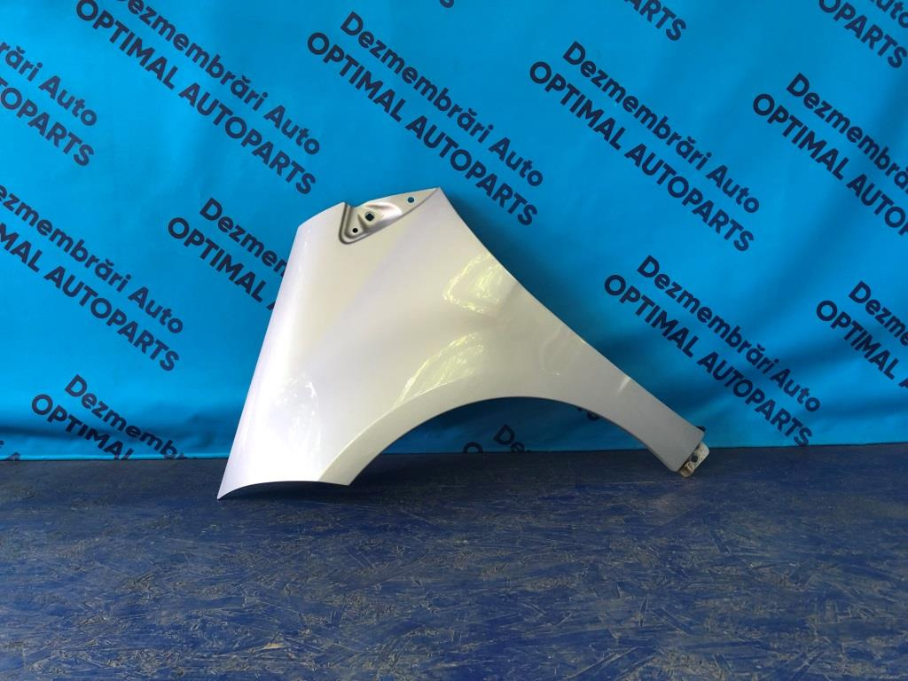 Aripa stanga fata Mercedes A Class W169 2004-2012 COD CULOARE 761