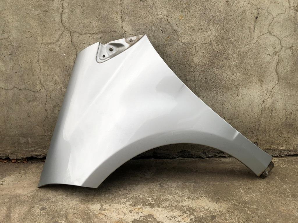 Aripa stanga fata Mercedes A160 W169 2004-2008