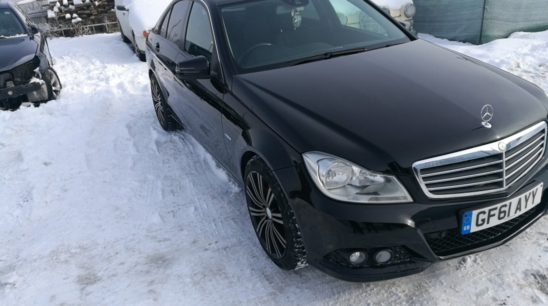 Aripa stanga fata Mercedes C-CLASS W204 2011 c220 cdi w204 Facelift c220 cdi