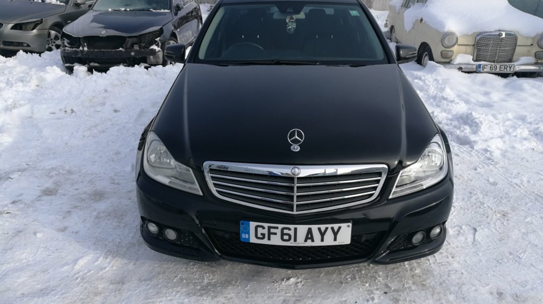 Aripa stanga fata Mercedes C-CLASS W204 2011 c220 cdi w204 Facelift c220 cdi