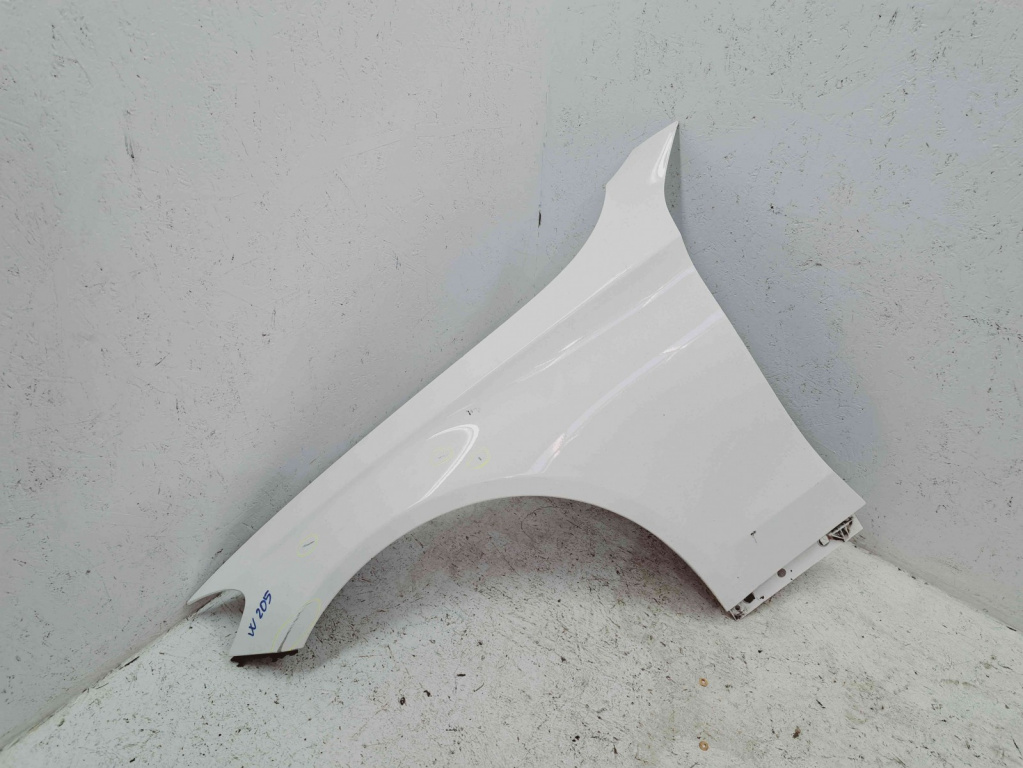 Aripa stanga fata Mercedes Clasa C (W205) [Fabr 2014-prezent] OEM