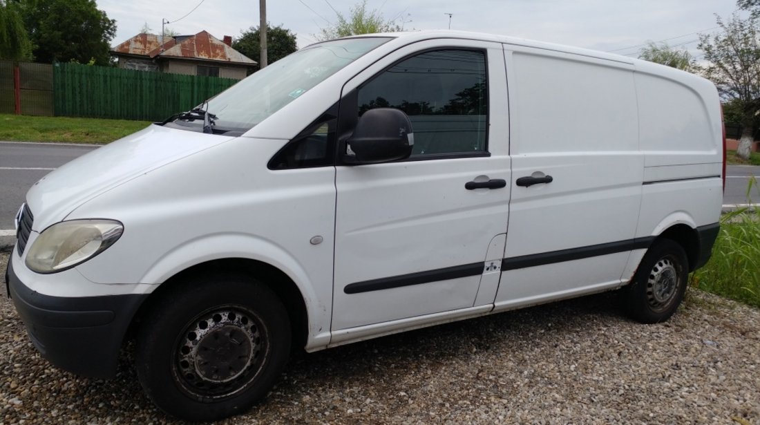 Aripa stanga fata Mercedes VITO 2005 duba 2.2