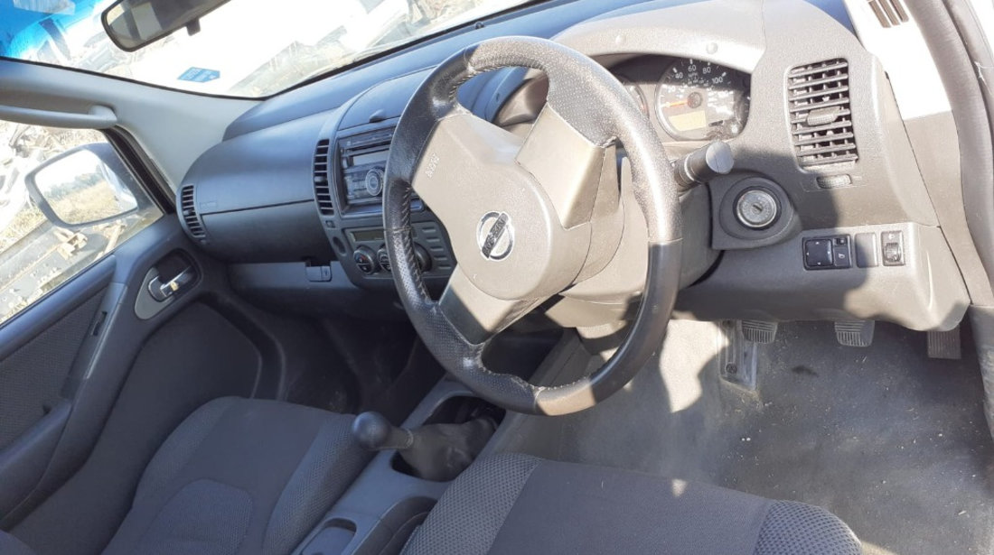 Aripa stanga fata Nissan Navara 2008 SUV 2.5 DCI