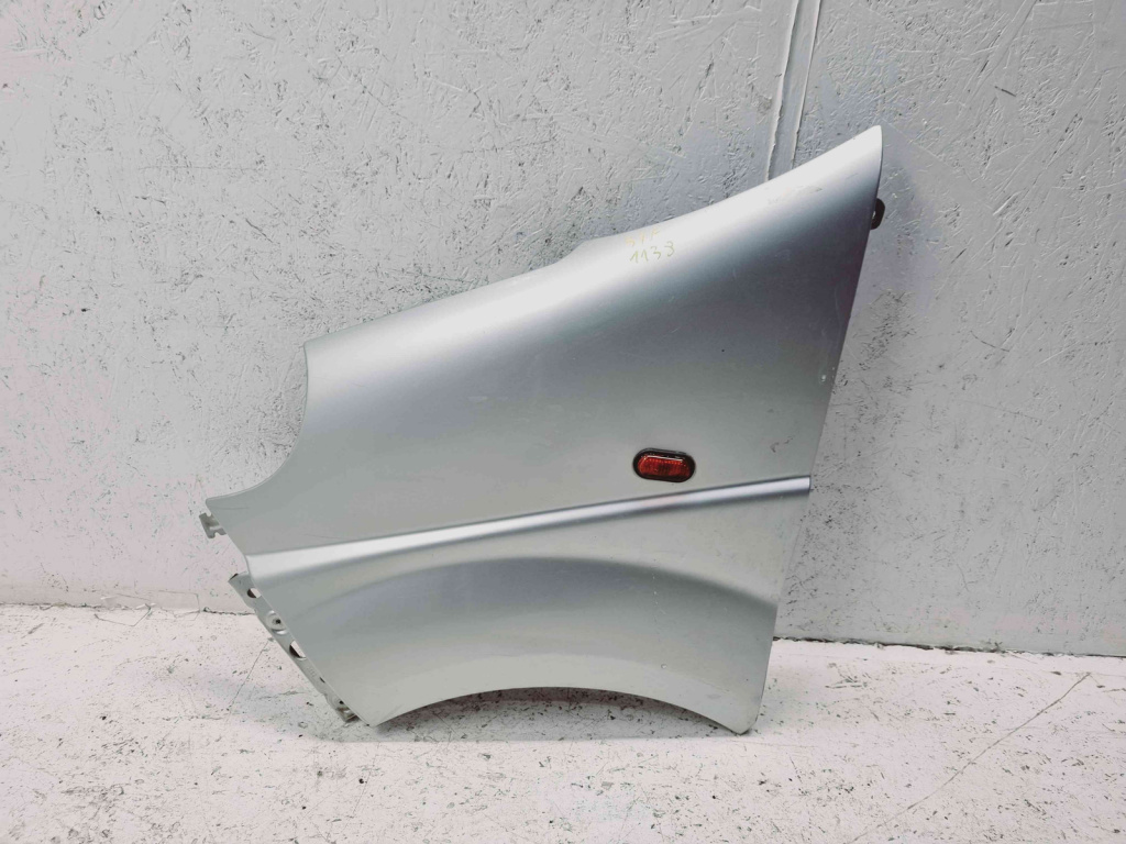 Aripa stanga fata Opel Vivaro (F7) [Fabr 2001-2013] 82U