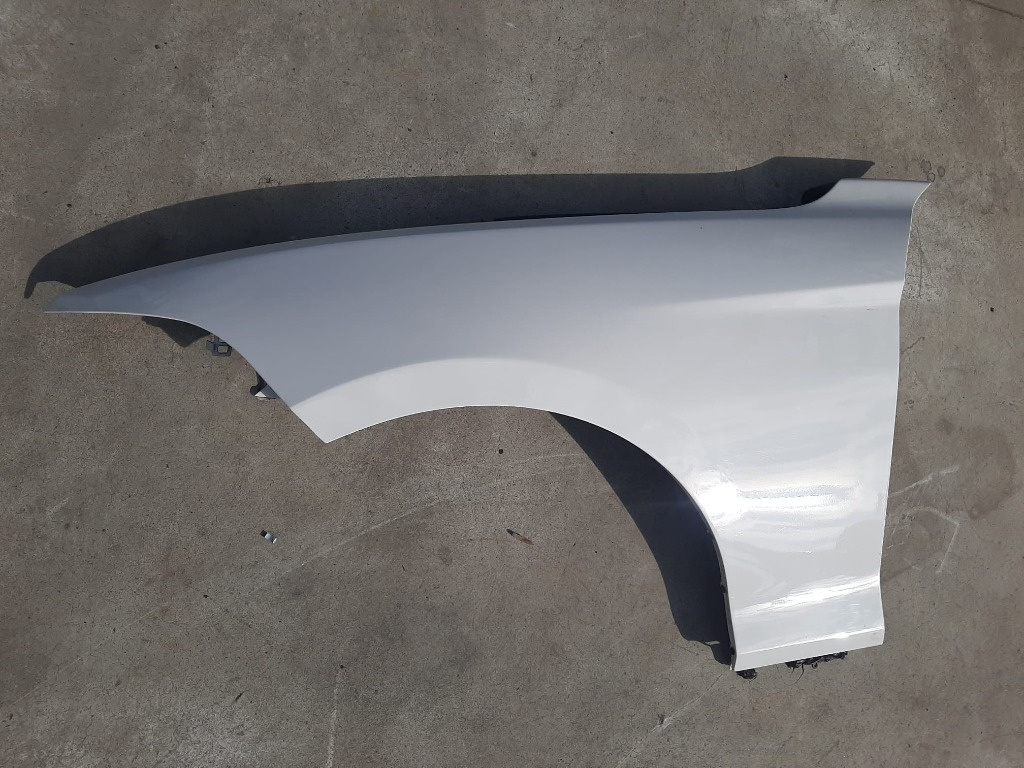 Aripa stanga fata producator bmw seria 1 f20 2013 bm10051alv