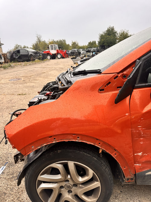 Aripa Stanga Fata Renault Captur 0.9 Motorina 2016, -