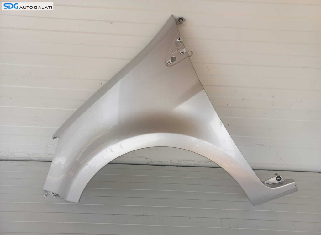Aripa Stanga Fata Renault Clio 3 2005 - 2014 [L1398]