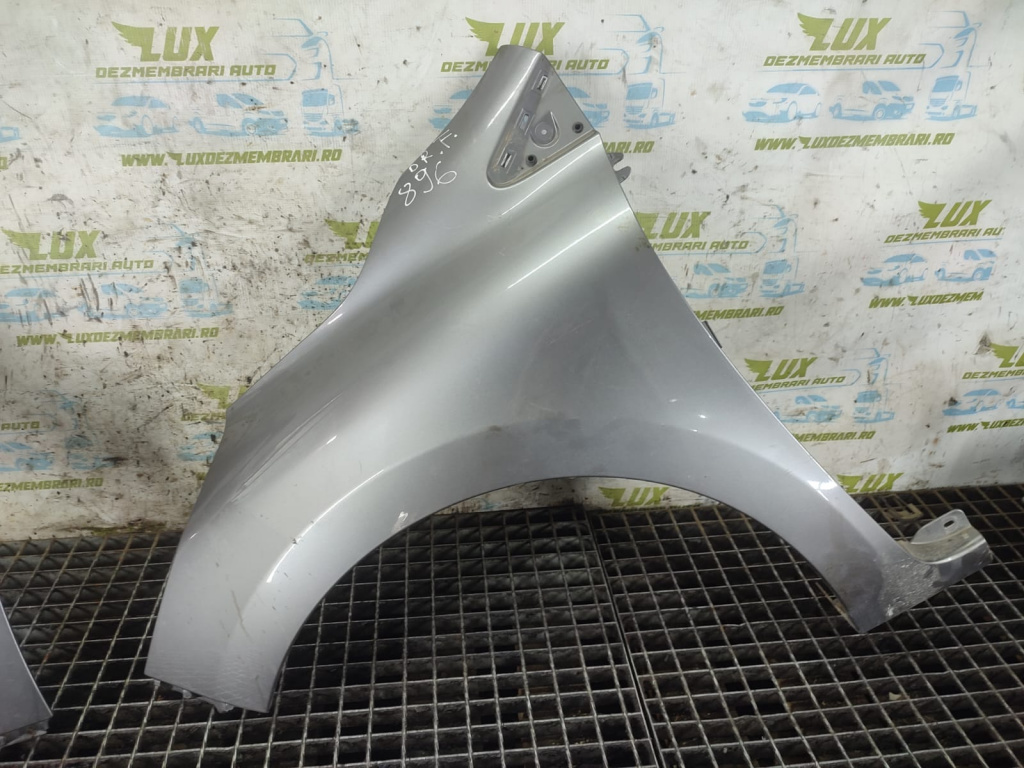 Aripa stanga fata Renault Clio 4 [2012 - 2020] 1.5 dci K9K608