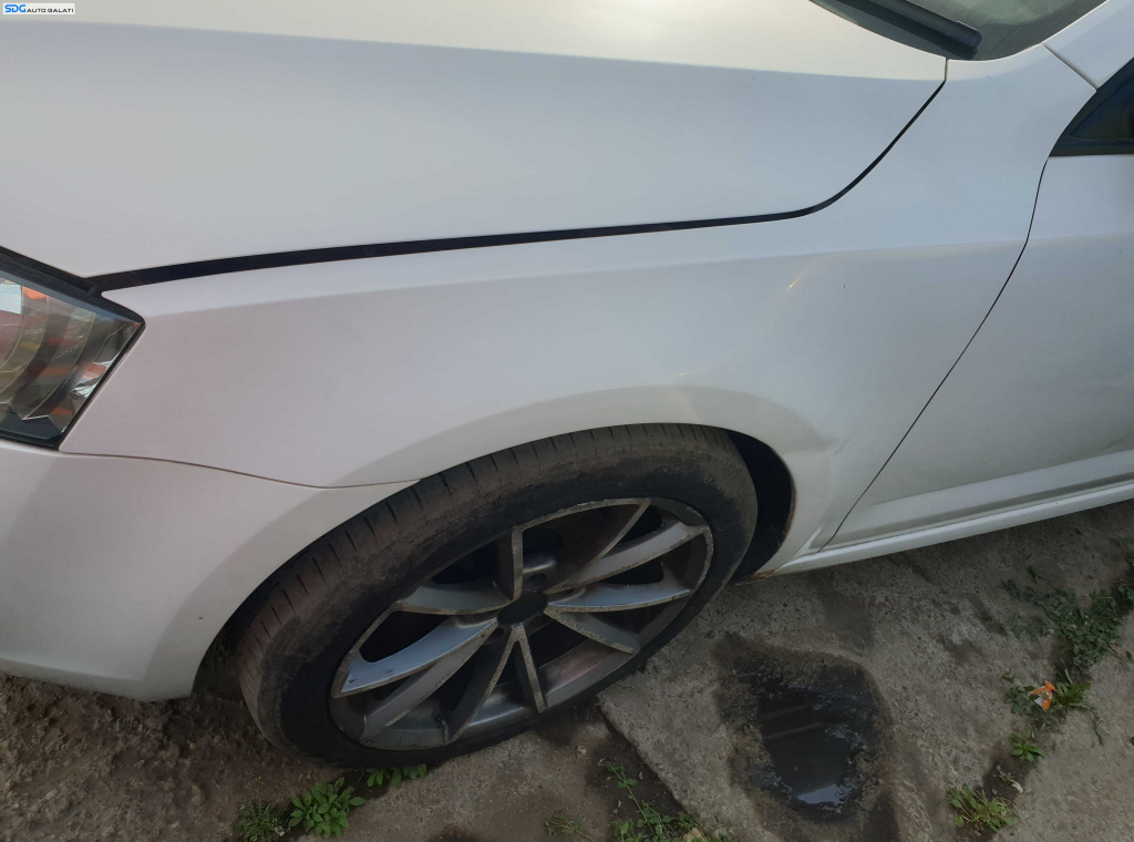 Aripa Stanga Fata Skoda Octavia 3 Nfl Non Facelift 2013 - 2017 Culoare LF9E [K4742]
