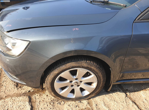 Aripa Stanga Fata Skoda Superb 2 2008 - 2015 Culoare LF7Y [K4529]
