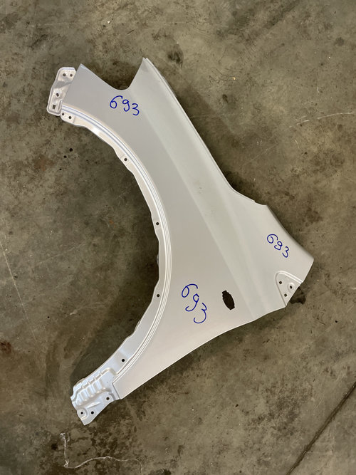 Aripa Stanga Fata Suzuki SX4 1.4 Benzina 2015, -
