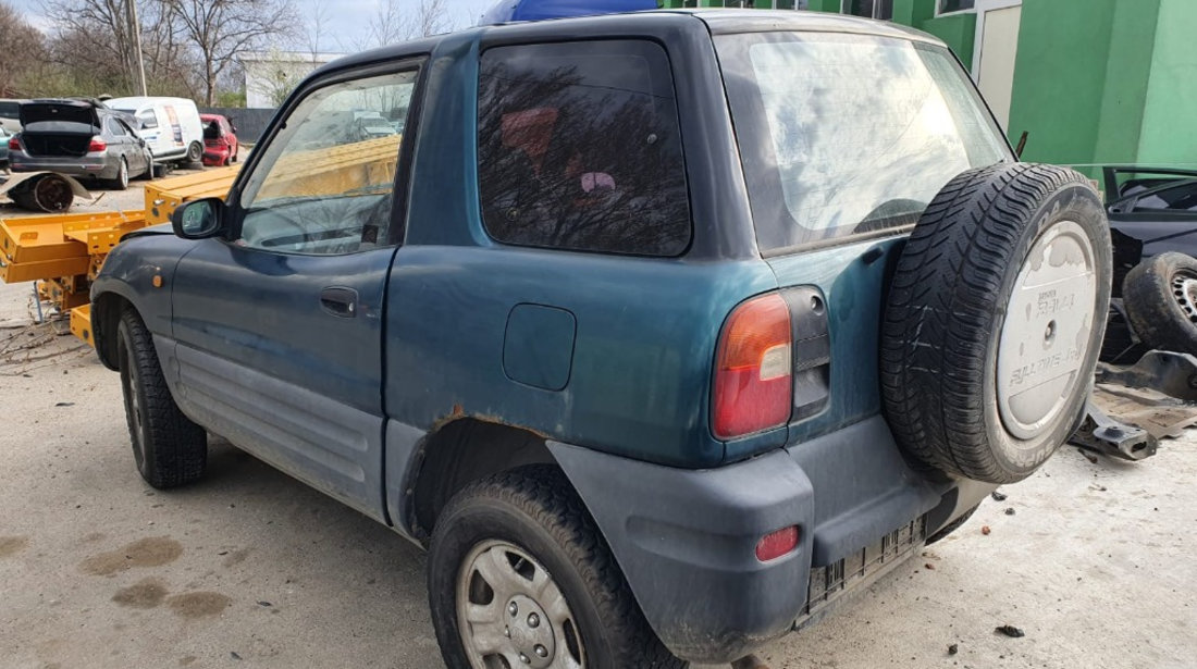 Aripa stanga fata Toyota RAV 4 1997 4x4 2.0 benzina