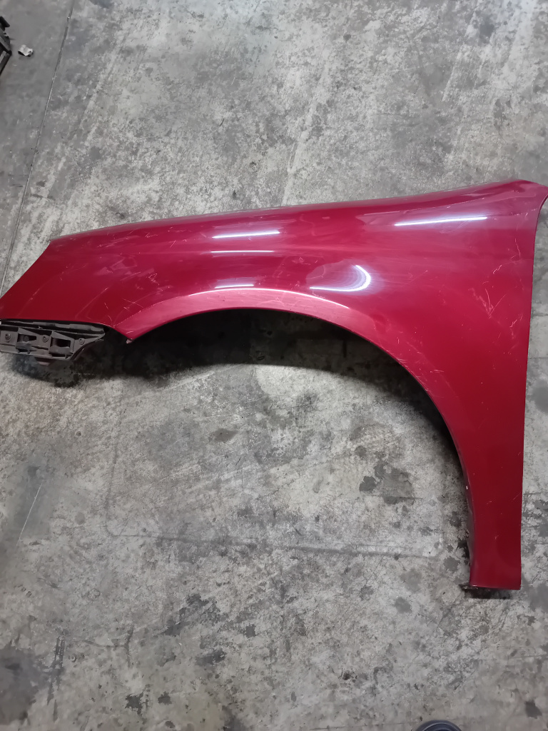 Aripa Stanga Fata Volkswagen Jetta 2008