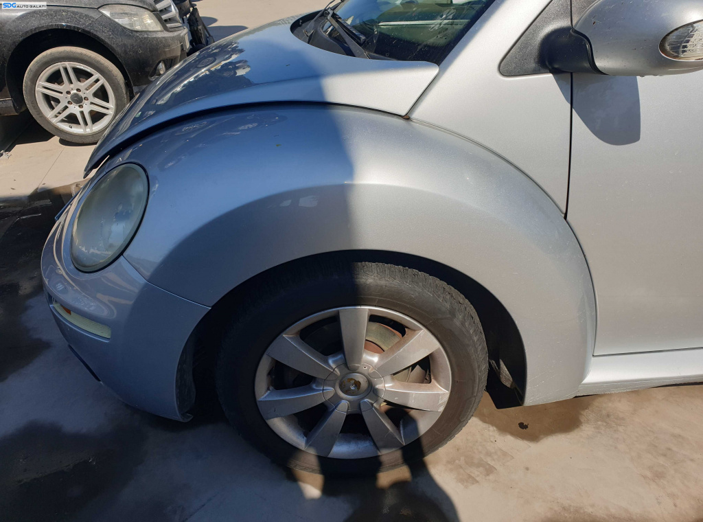 Aripa Stanga Fata Volkswagen New Beetle FL Facelift 2005 - 2010 Culoare LA7W [K6831]