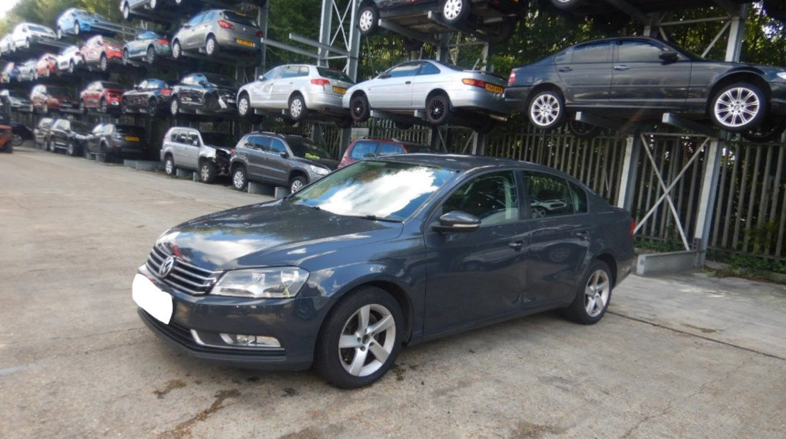 Aripa stanga fata Volkswagen Passat B7 2013 SEDAN 2.0 TDI CFFB