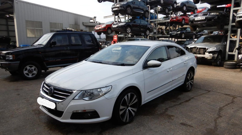 Aripa stanga fata Volkswagen Passat CC 2011 SEDAN 2.0 TDI