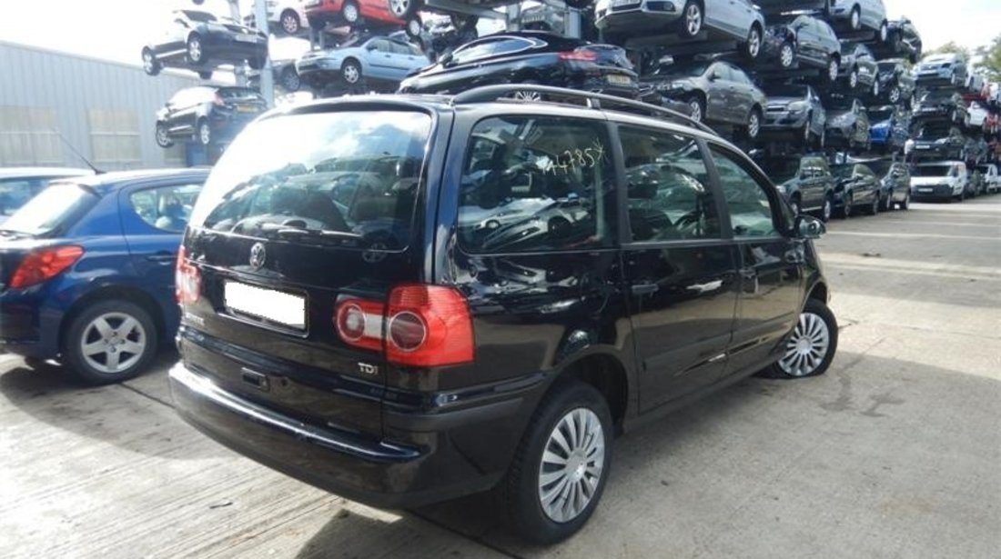 Aripa stanga fata Volkswagen Sharan 2008 MPV 1.9 TDi BVK