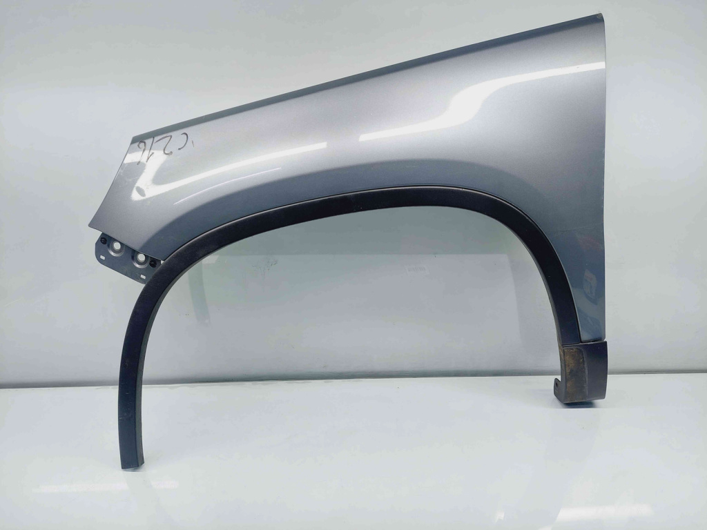 Aripa stanga fata Volkswagen Tiguan (5N) [Fabr 2007-2016] LR7N
