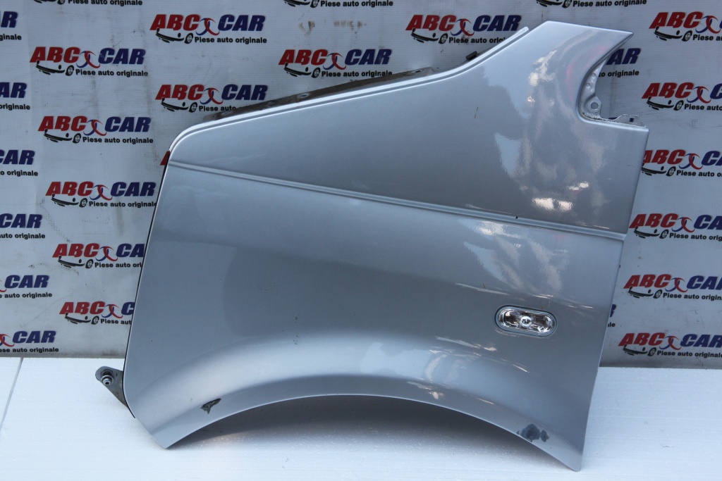 Aripa stanga fata VW T5 Multivan model 2008