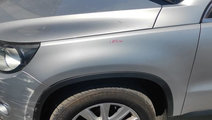 Aripa Stanga Fata VW Tiguan 2008 - 2012 Culoare LA...