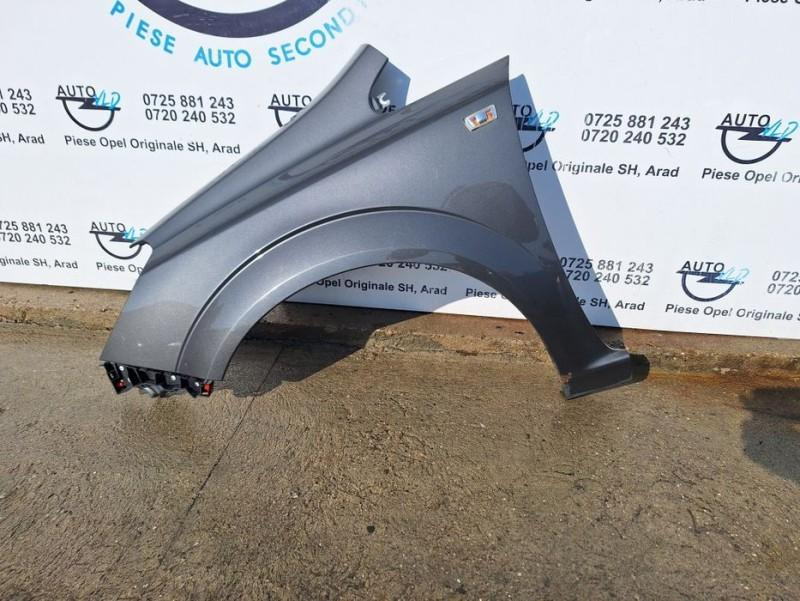 Aripa stanga fata Z155 Opel Zafira B 2005-2014