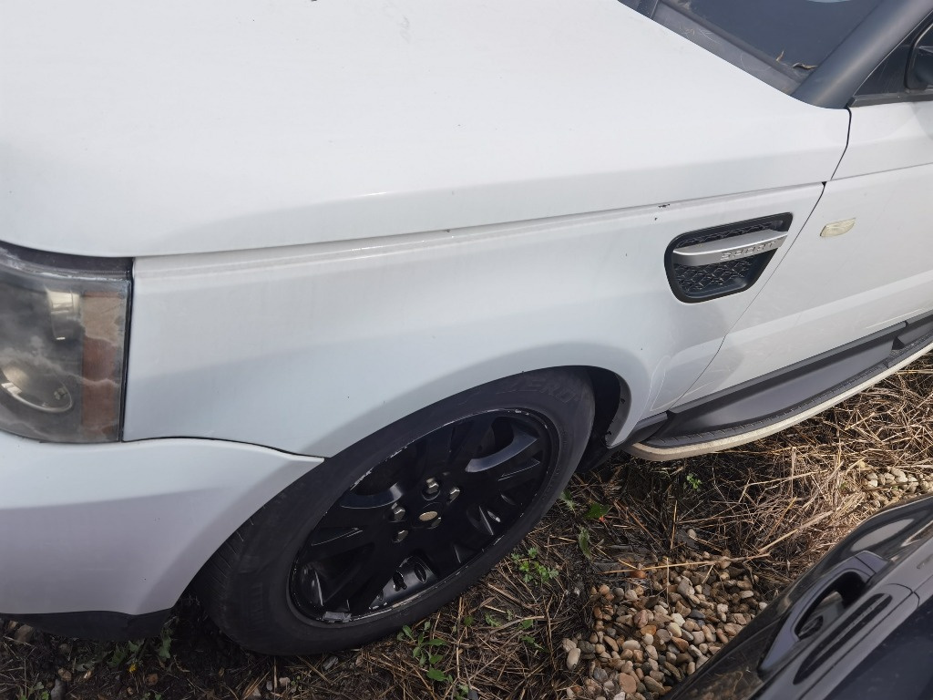 Aripa stanga Land Rover Range Rover Sport 2008