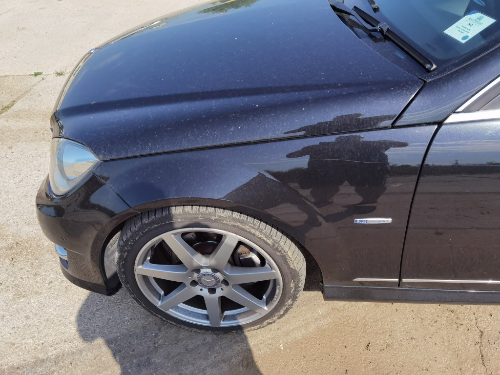 Aripa stanga Mercedes C250 cdi w204 facelift