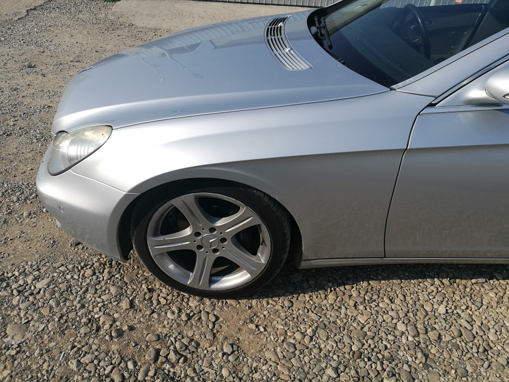 Aripa stanga Mercedes CLS W219 2006 3.0 cdi