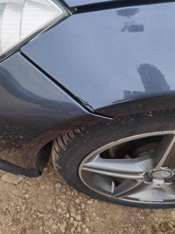 Aripa stanga Mercedes E class coupe w207 cu defect