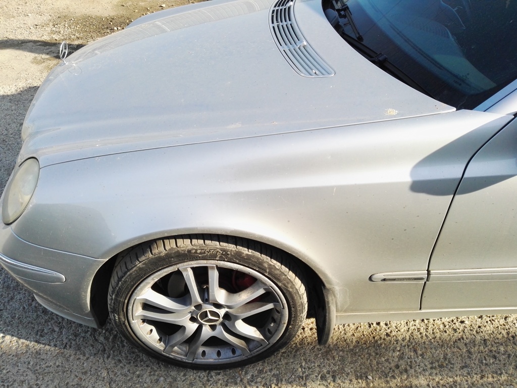 Aripa stanga Mercedes E Class W211 facelift 2.2CDI 2007