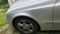 Aripa stanga Mercedes E Class w211 Facelift 2008