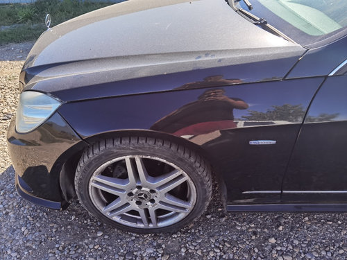 Aripa stanga Mercedes E220 w212 an 2009