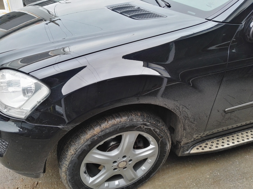 Aripa stanga Mercedes ML 320 cdi W164 facelift 2009