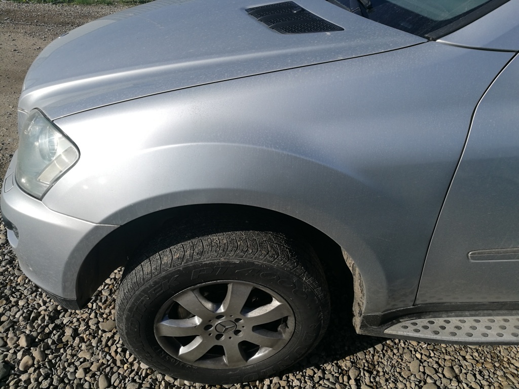 Aripa stanga Mercedes W164 Argintie