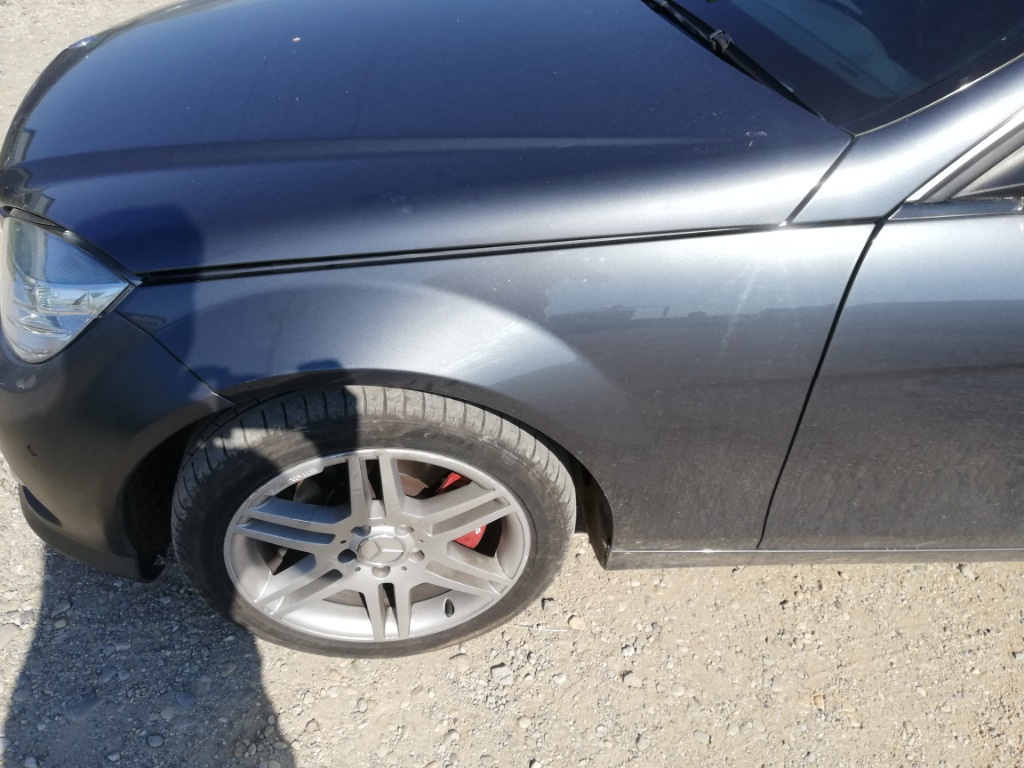 ARIPA STANGA MERCEDES W204 C-CLASS 2010