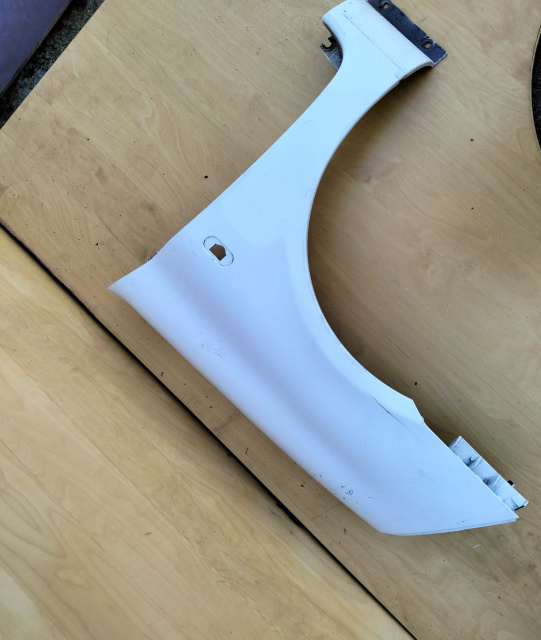Aripa Stanga Renault Clio 2 [1998 - 2005]