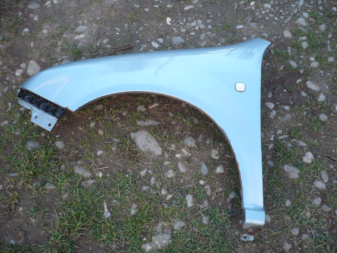 Aripa Stanga Skoda Fabia 1 Albastra