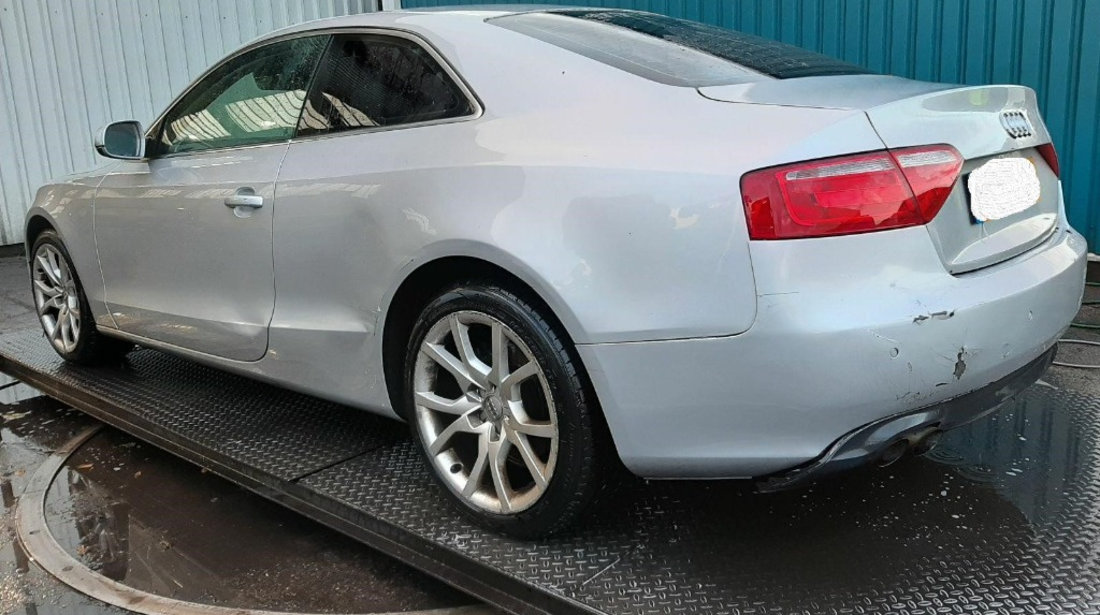 Aripa stanga spate Audi A5 2009 Coupe 2.0 TDI CAHA