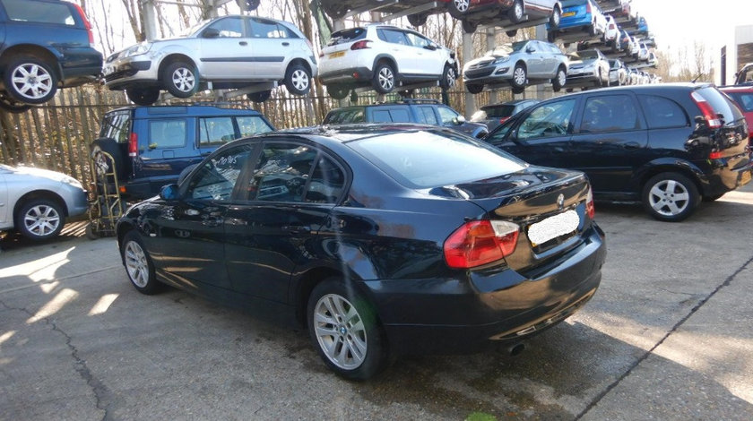 Aripa stanga spate BMW E90 2006 SEDAN 2.0 i N46B20B