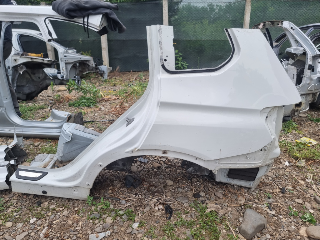 Aripa Stanga Spate BMW X3 F25 2013
