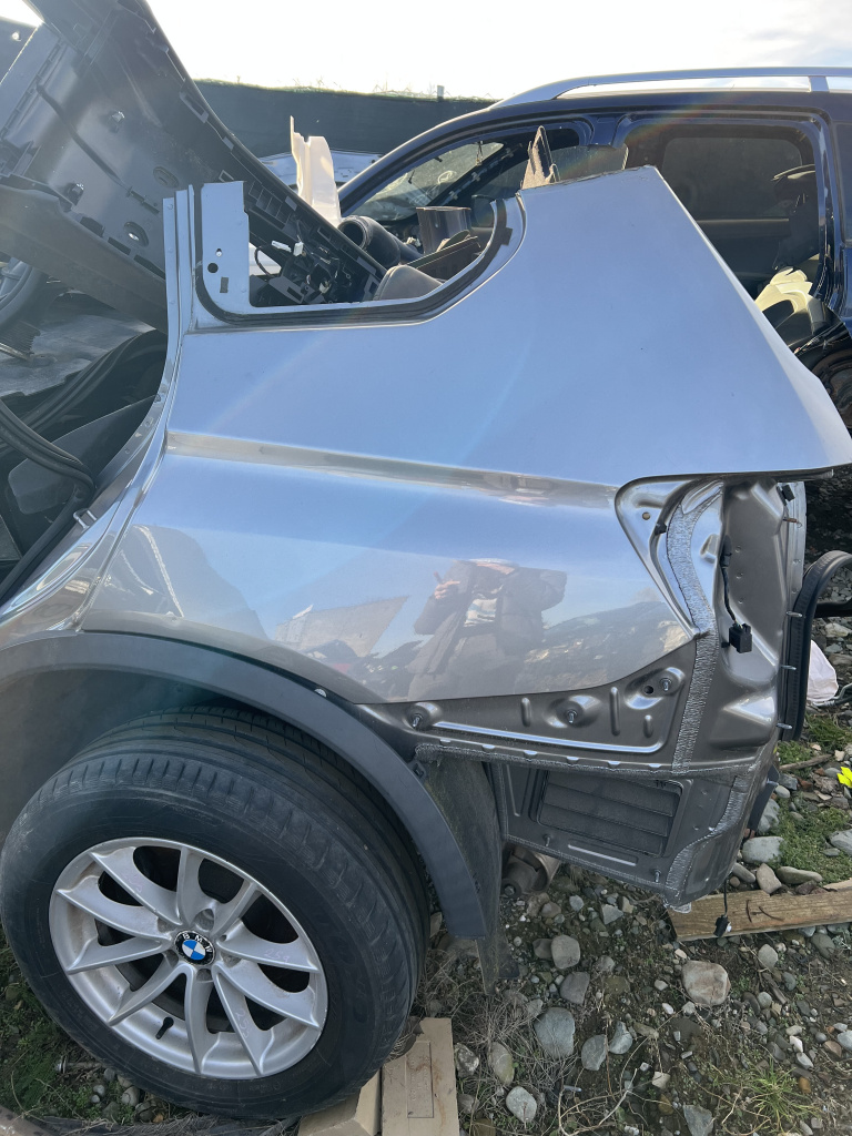 Aripa Stanga Spate BMW X3 F25 - Motorina 2013, -