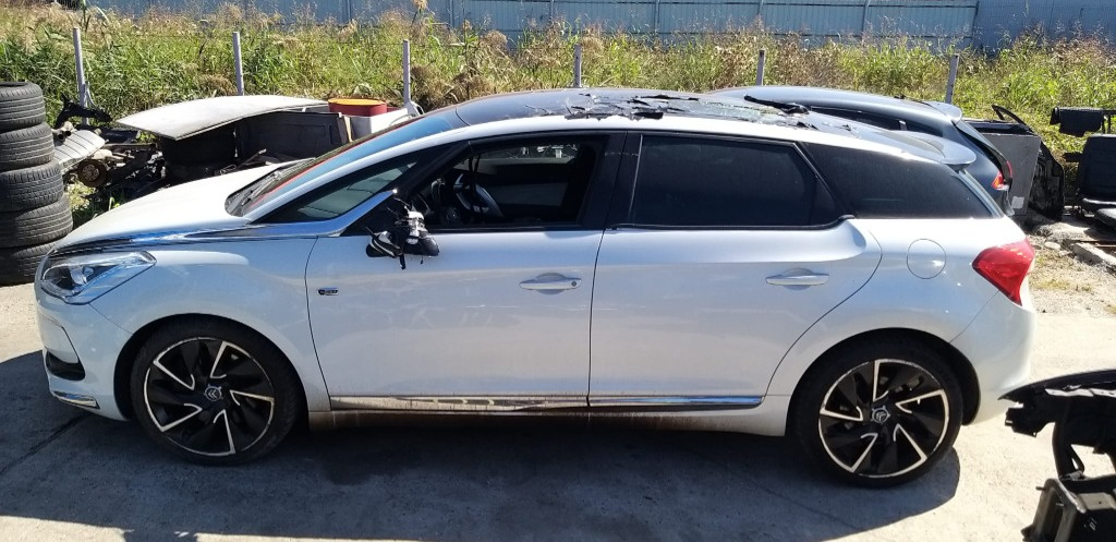 Aripa stanga spate Citroen DS5 2012 Hatchback 2.0