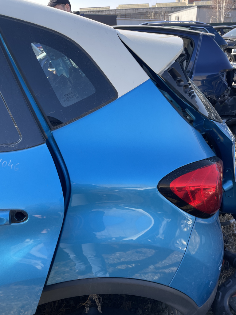 Aripa Stanga Spate cu Prag Renault Captur 2016